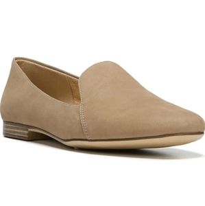 NIB Naturalizer Emiline leather flats loafer 6.5 tan brown cream oatmeal natural
